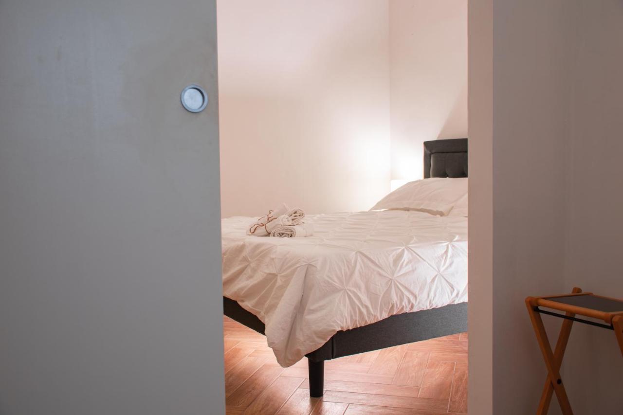Luxury Bnb Pisacane Leilighet Bari Eksteriør bilde